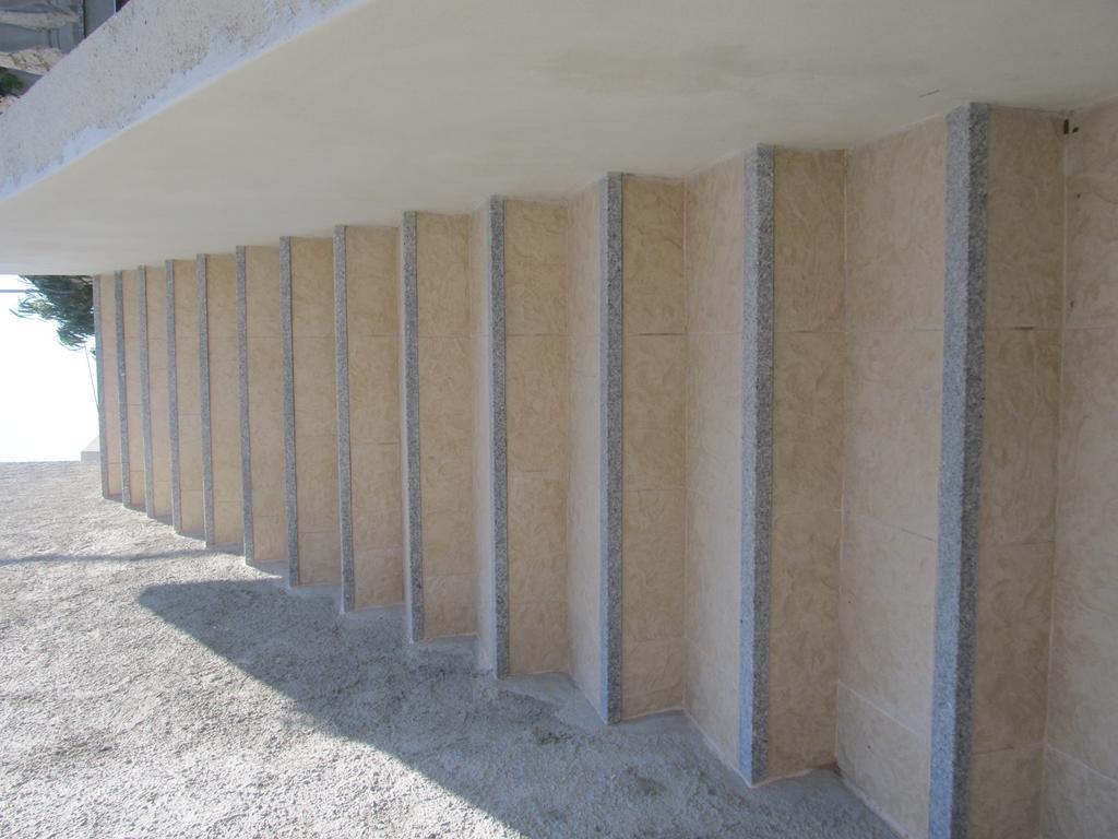 Hotel Petrcane Exterior photo